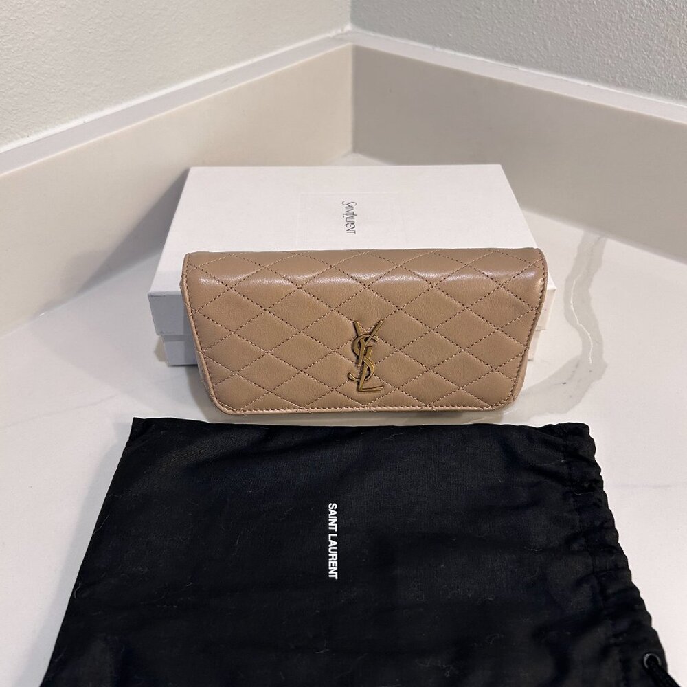Gorgeous New with tags Saint Laurent Phone holder/ Xbody quilted leather